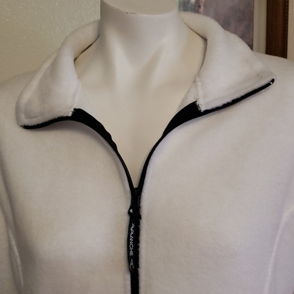 Fleece Zip-up Jacket - Picture 2 of 6